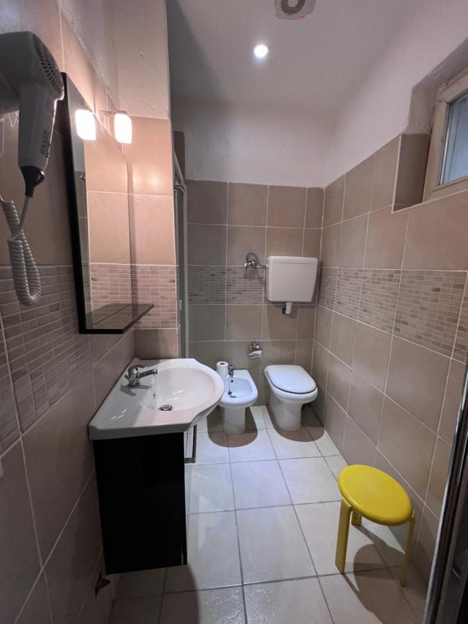 Hotel Brenta Parma Bagian luar foto