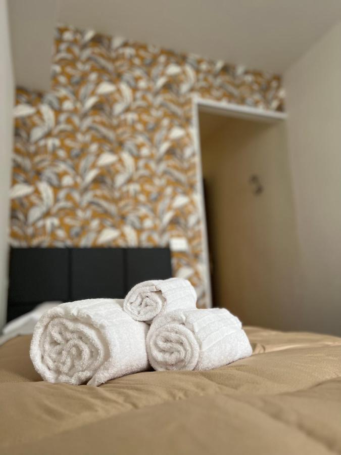 Hotel Brenta Parma Bagian luar foto